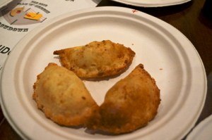 Mac N Cheese Pie Poppper